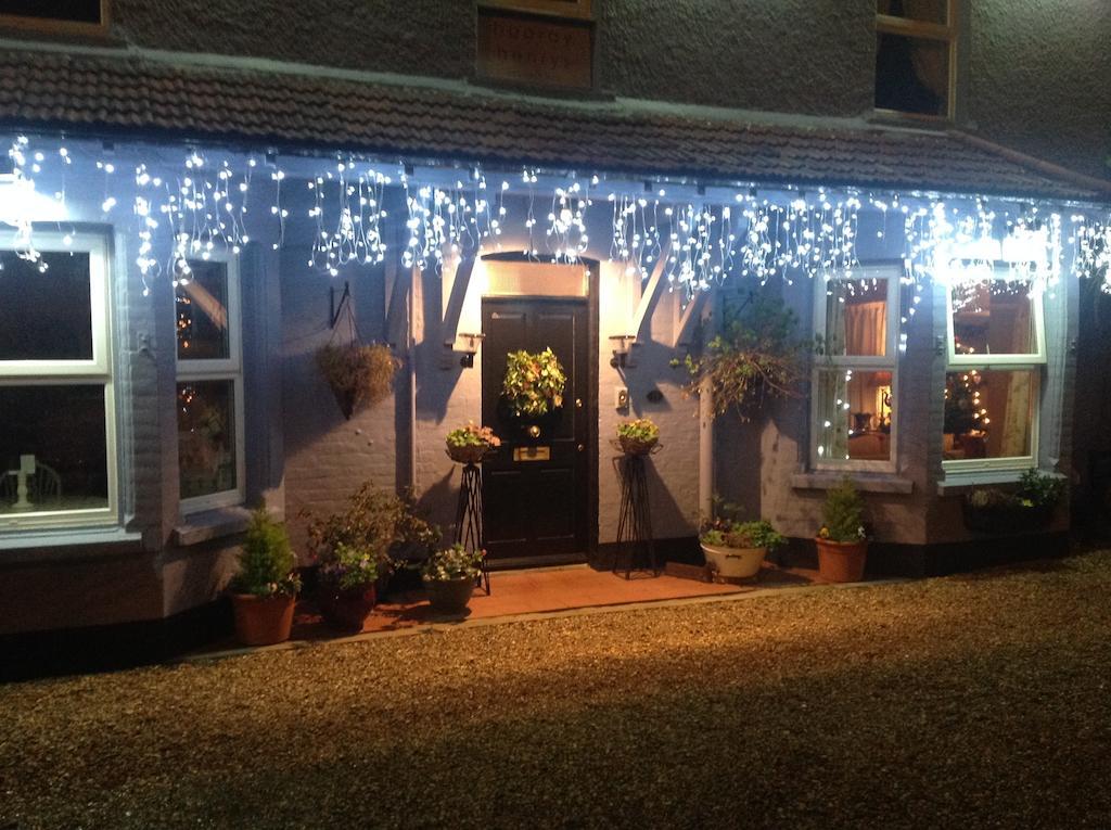 Bed and Breakfast Hooray Henrys Sheringham Exterior foto